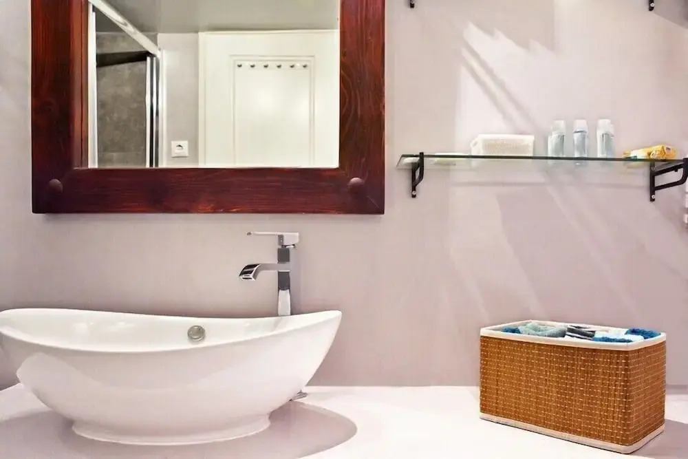 Three Bedrooms Apartment in City Center