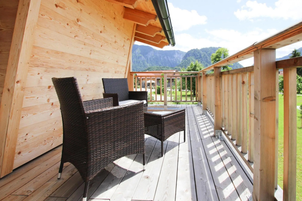 Luxalps- Chalets Inzell- Sauna- Skifahren- Wandern- Natur- Chiemgau Card - Chalet No 8 & 16 mit Hot Pot