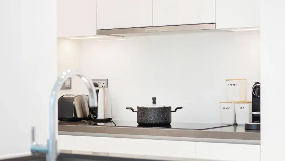 Manzil - Spacious 2BR near Dubai Mall