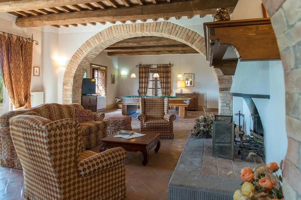 Villa Caporlese Large Private Pool WiFi
