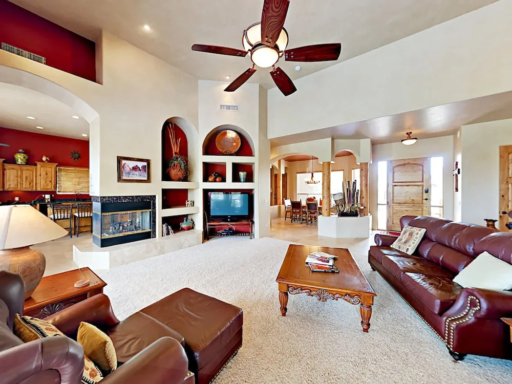 7130 E Saddleback St 15 Home 4 Bedrooms 3 Bathrooms Home