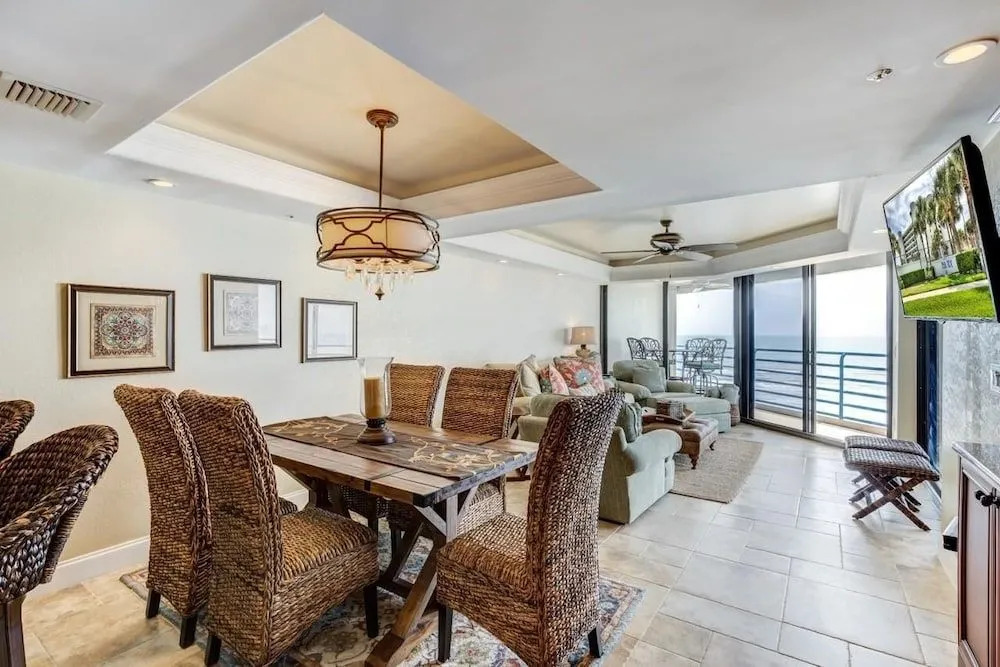 Ebb Tide 506 Apartment 2