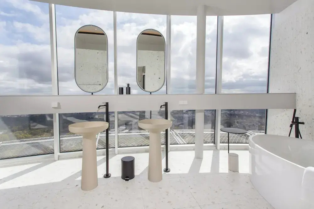 Vilnius TV Tower Apartments DEBESYS