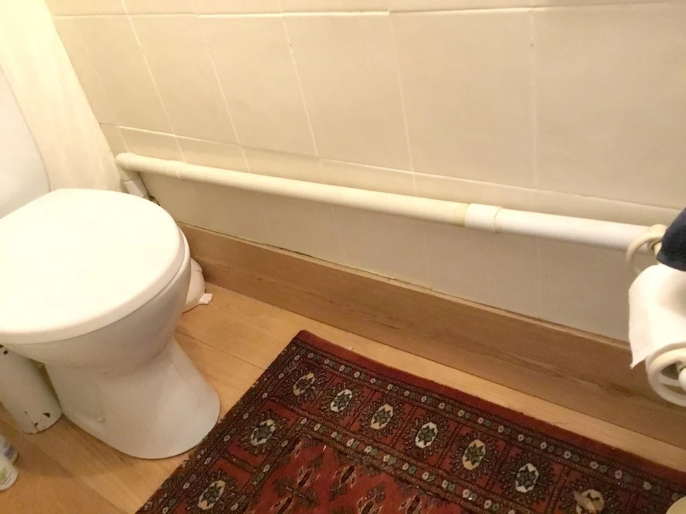 House With 4 Bedrooms in Warminster , With Enclosed Garden and Wifi