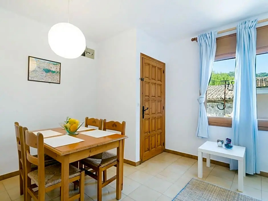 Acogedor Apartamento situado a 50 metros de la preciosa playa de Llafranc con gran terraza Chill Out