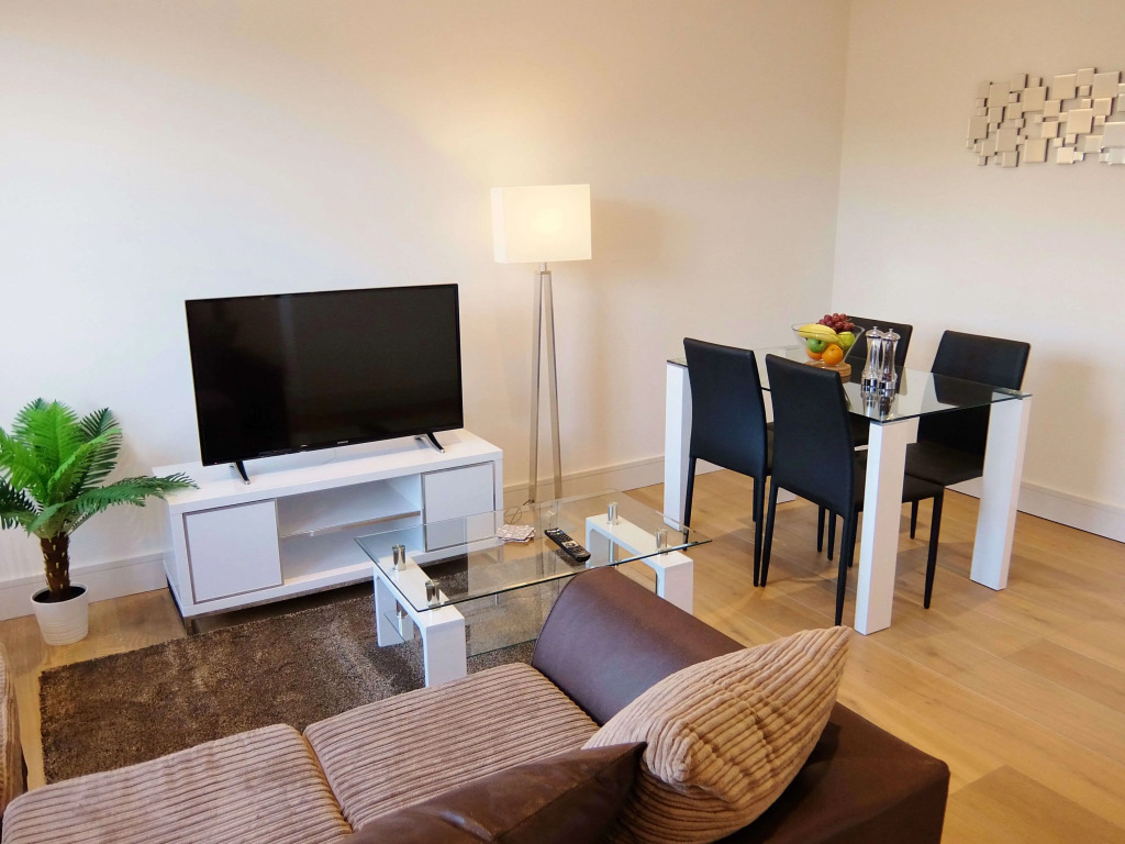 Twickenham Newland House by Vantage Apartments