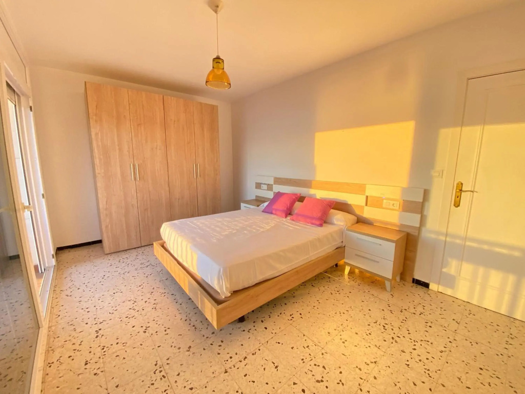 Agi Avenida Apartments