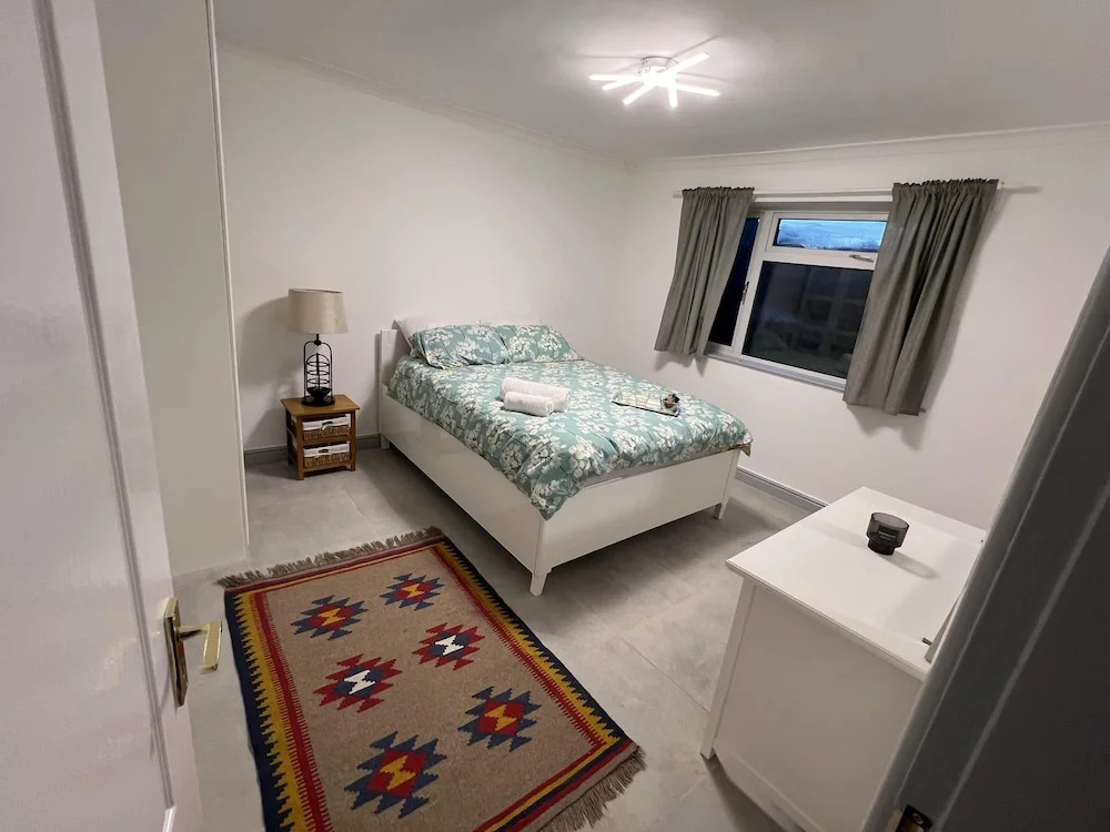Luxury 2 Bed Apartment in Royal Sutton Coldfield