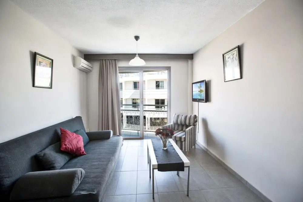 Beautiful Apartment With Communal Pool, Ayia Napa Apartment 1328