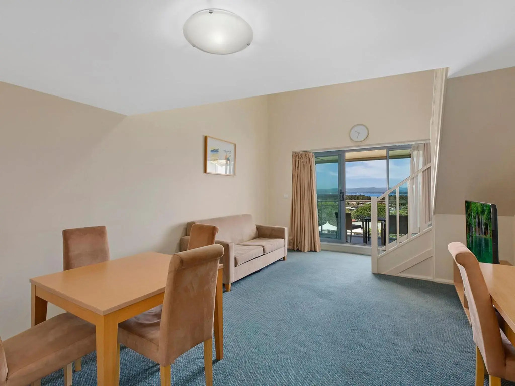 The Entrance Waterfront Apartment 621