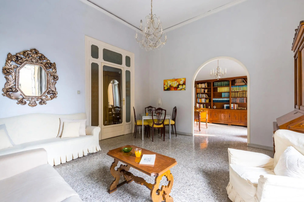 Rettifilo Family Apartment