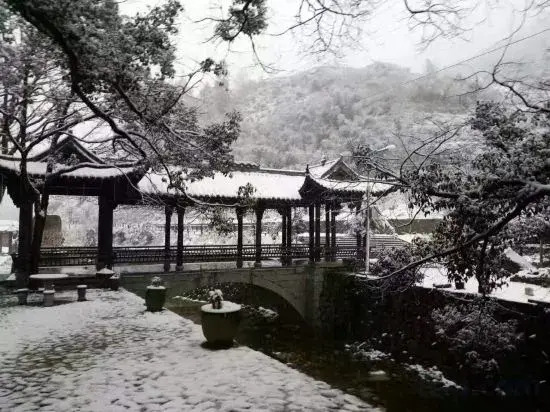 Ruoliao Cuckoo Pottery House