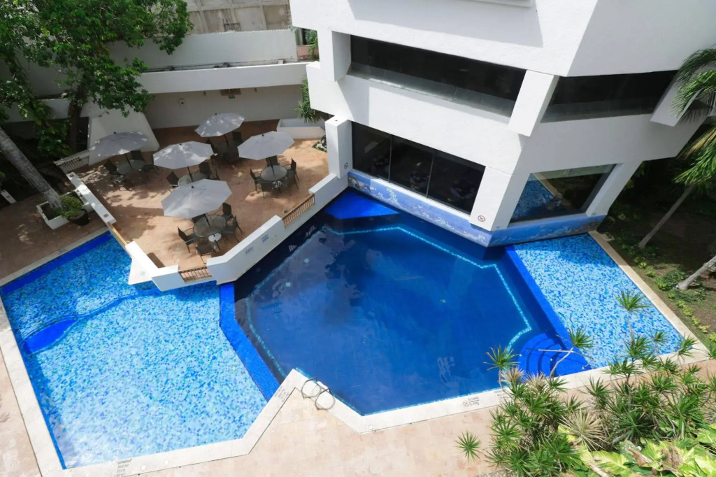 Capital Plaza Hotel