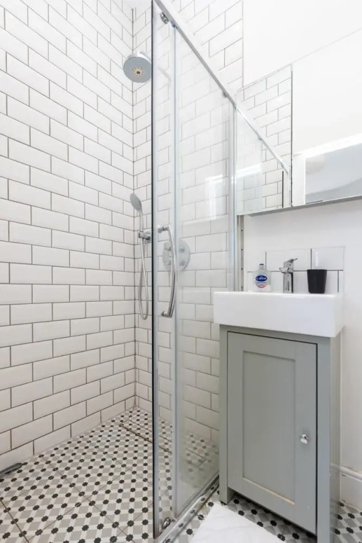 Beautiful and Light 1 Bedroom Flat Near Hackney Central