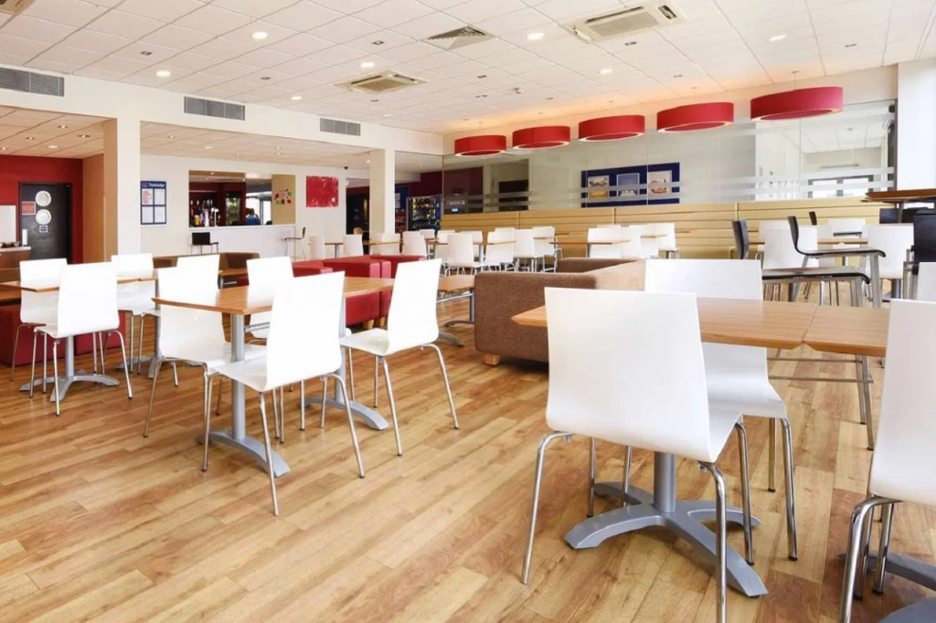 Travelodge London Excel Hotel