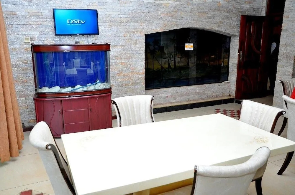 Ropani Hotel
