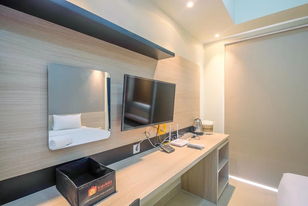 New Furnished with Cozy Stay @ Studio Mustika Golf Residence Apartment