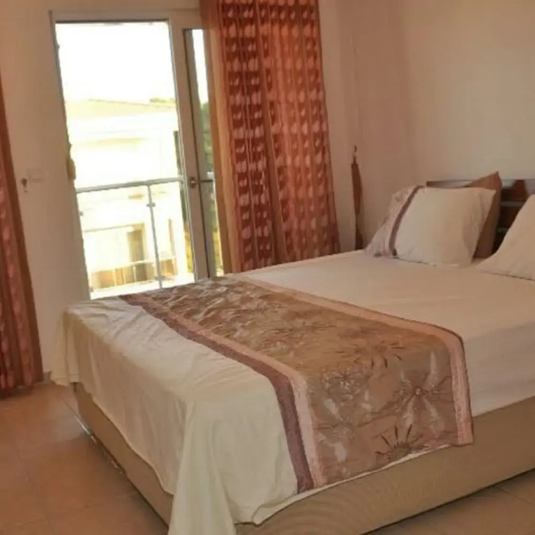 Four Seasons I -10 With 2 Bedrooms Guarantees a Wonderful Holiday