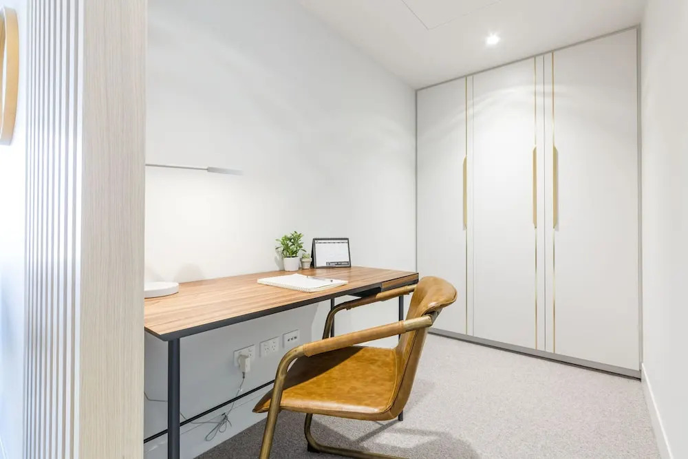 Exquisite 1 bedroom Parking Gym Pool Spa
