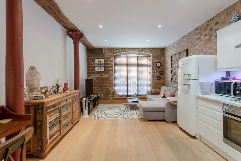 1 Bedroom Apartment Near London Bridge