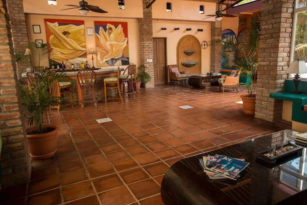 Casa Sunzal Boutique Hotel