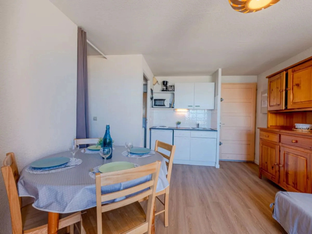 Front de Mer 38137