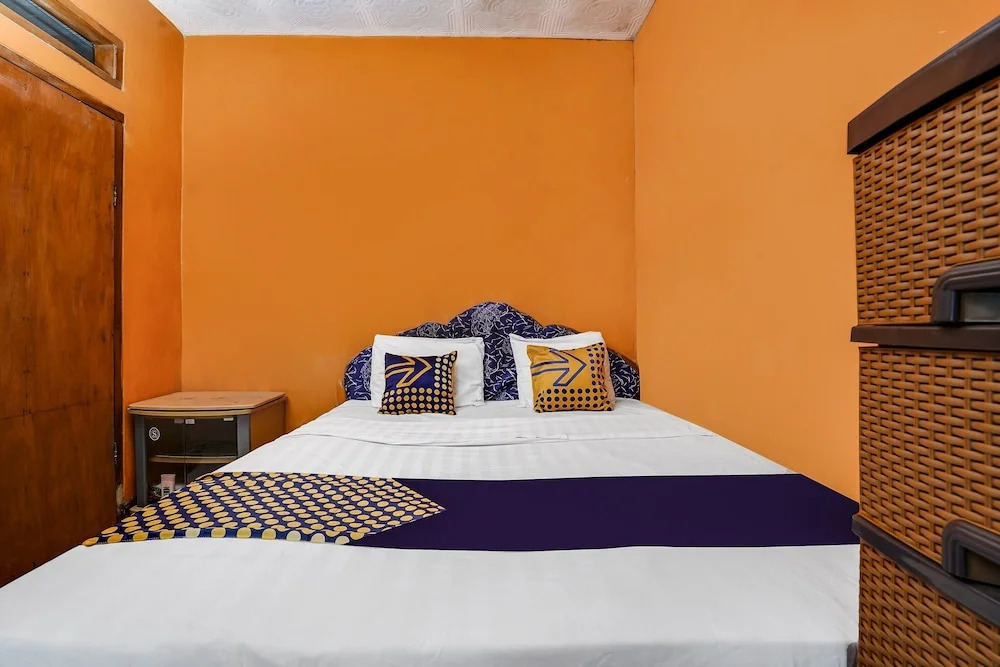 OYO Homes 91006 Eco Tourism Desa Cibodas Areng 5 Syariah