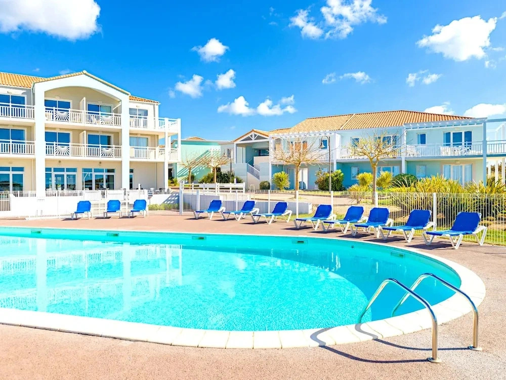 Family Coastal Escape in the Vendee