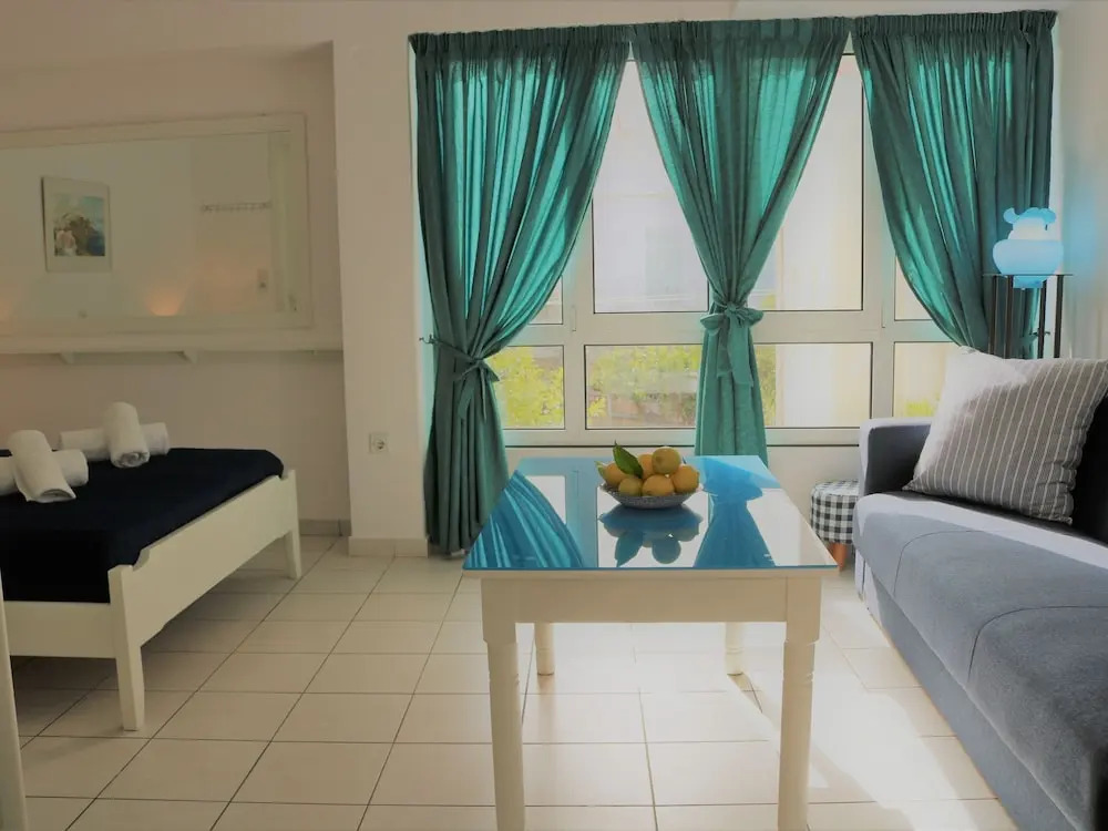 Down Town Appartment near Beach & Harbour in Agios Nikolaos