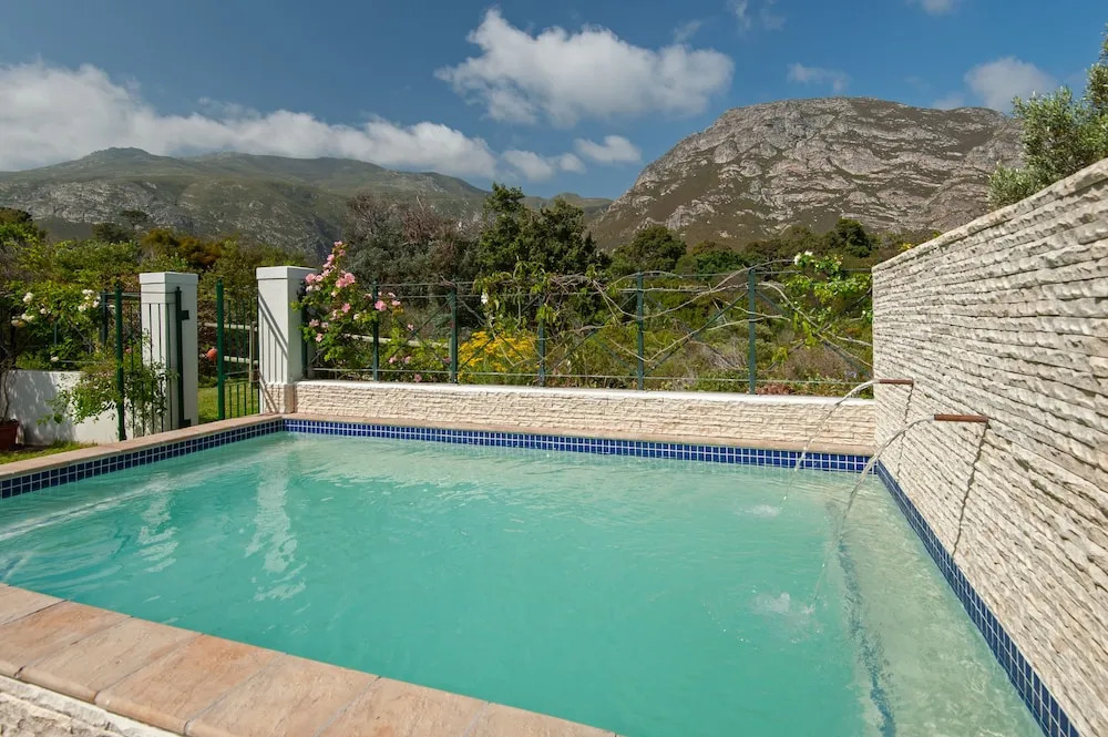 Malayla Guesthouse - Adults Only
