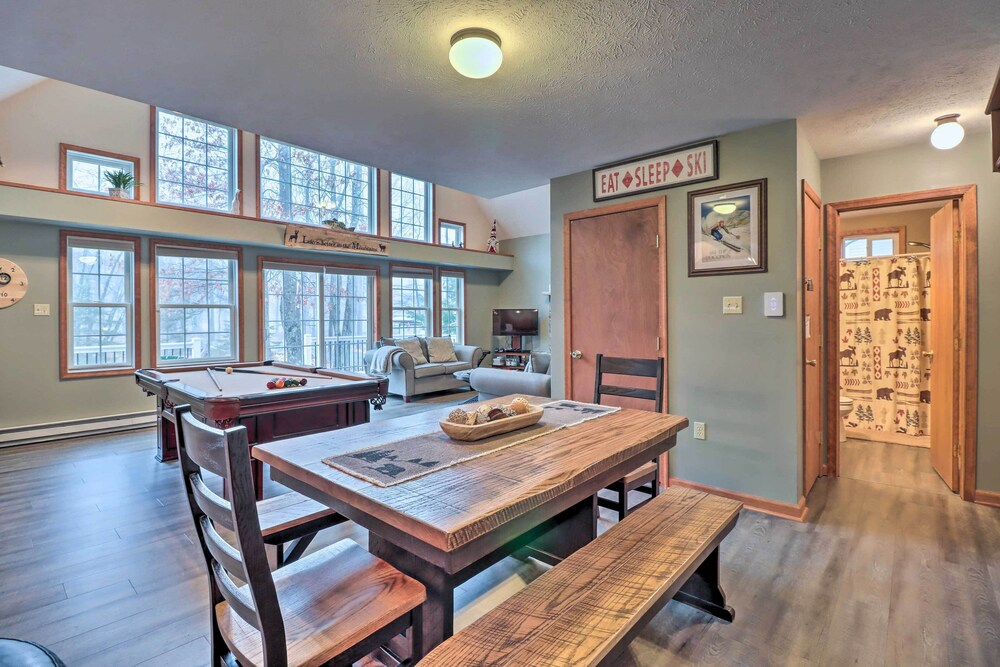 Near Lake & Hiking: Pocono Home w/ Hot Tub