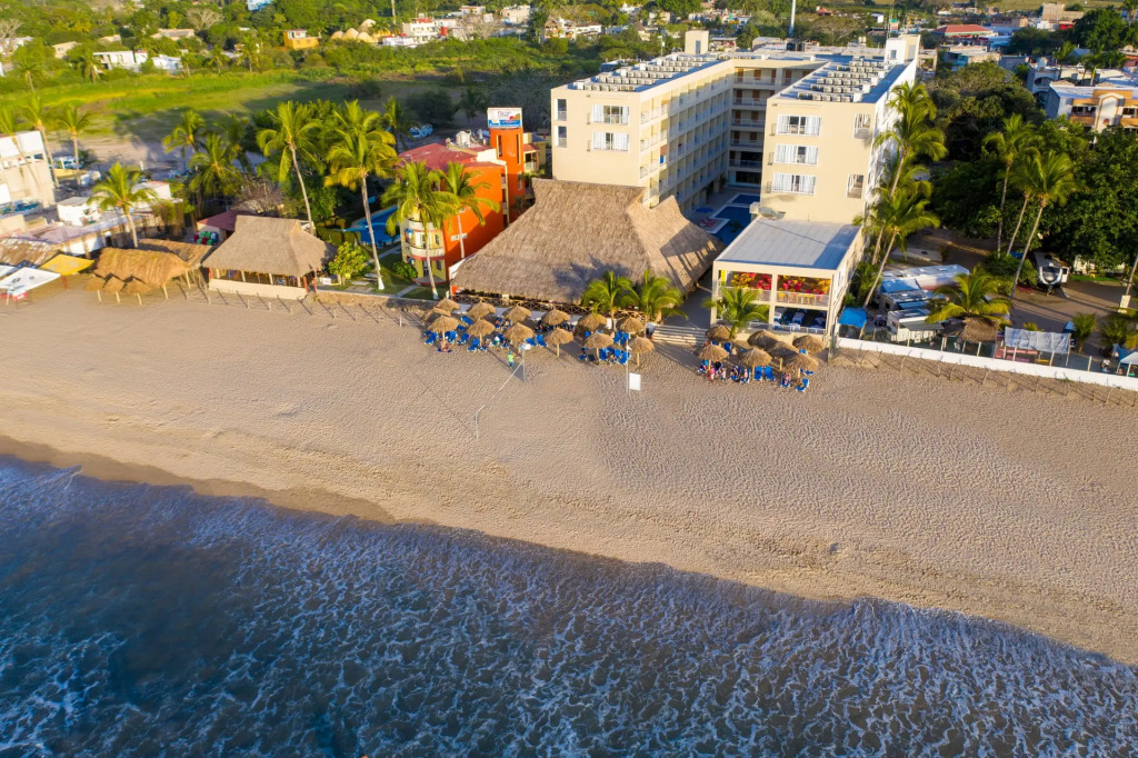 Decameron Isla Coral Guayabitos, Ramada All-Inclusive Resort