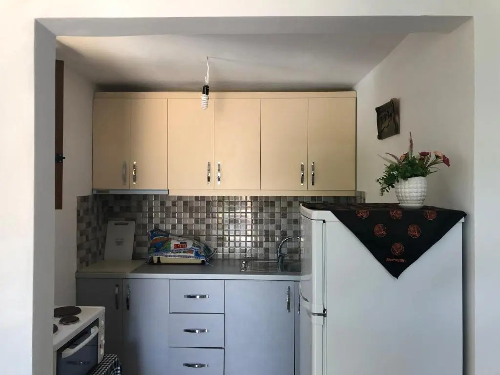 Oni Apartments