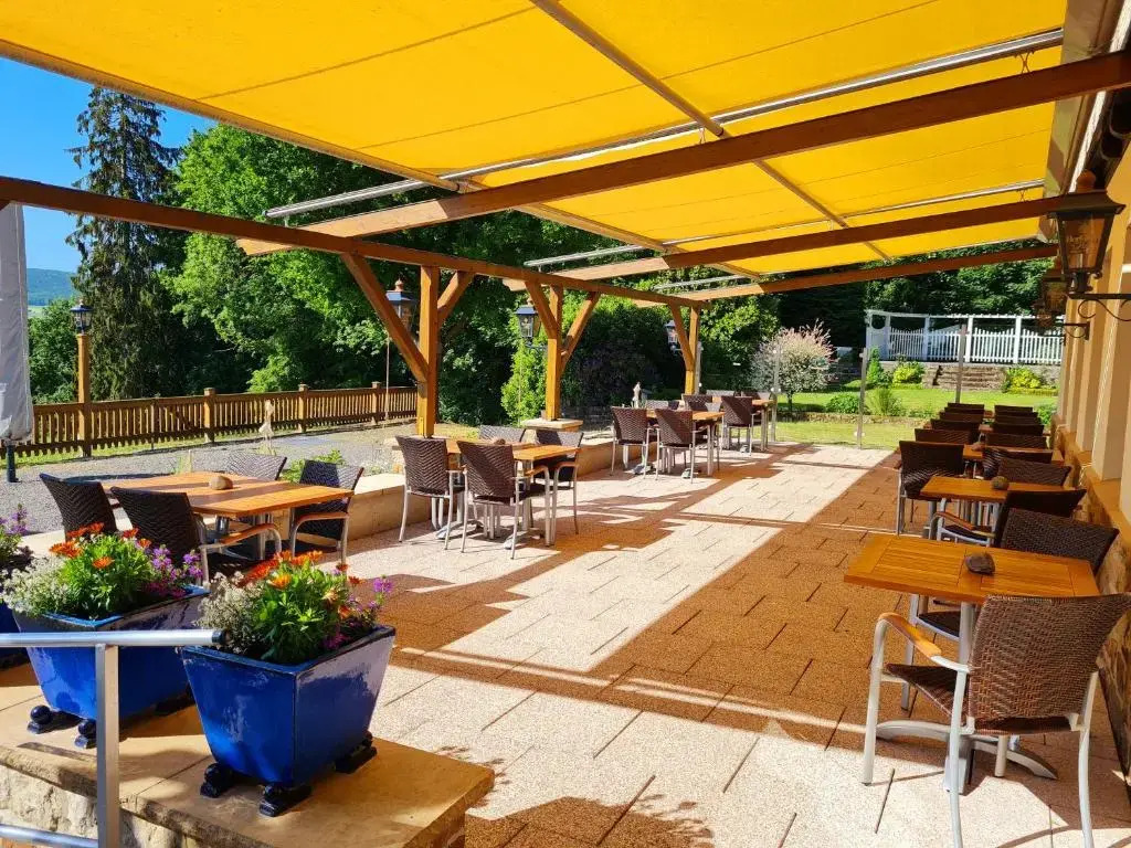 Hotel Waldquelle - Baumhaushotel Aerzen