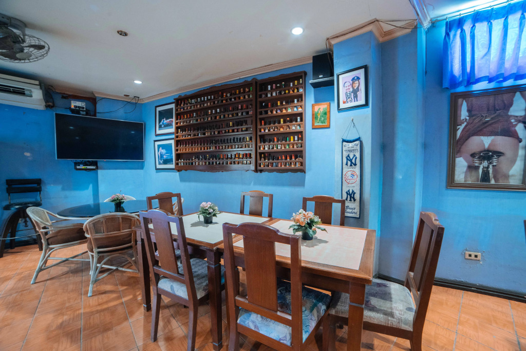 RedDoorz at La Casa Guesthouse former RedDoorz at Tamarind Street Angeles City