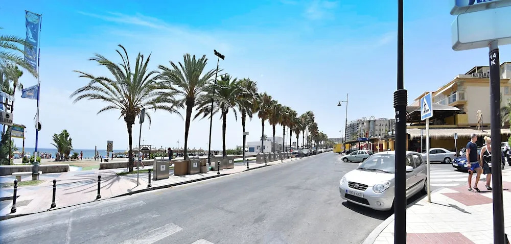 Zenbeach 2A playa Carihuela