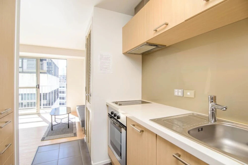 Modern 2 Bedroom Apartment in the CBD