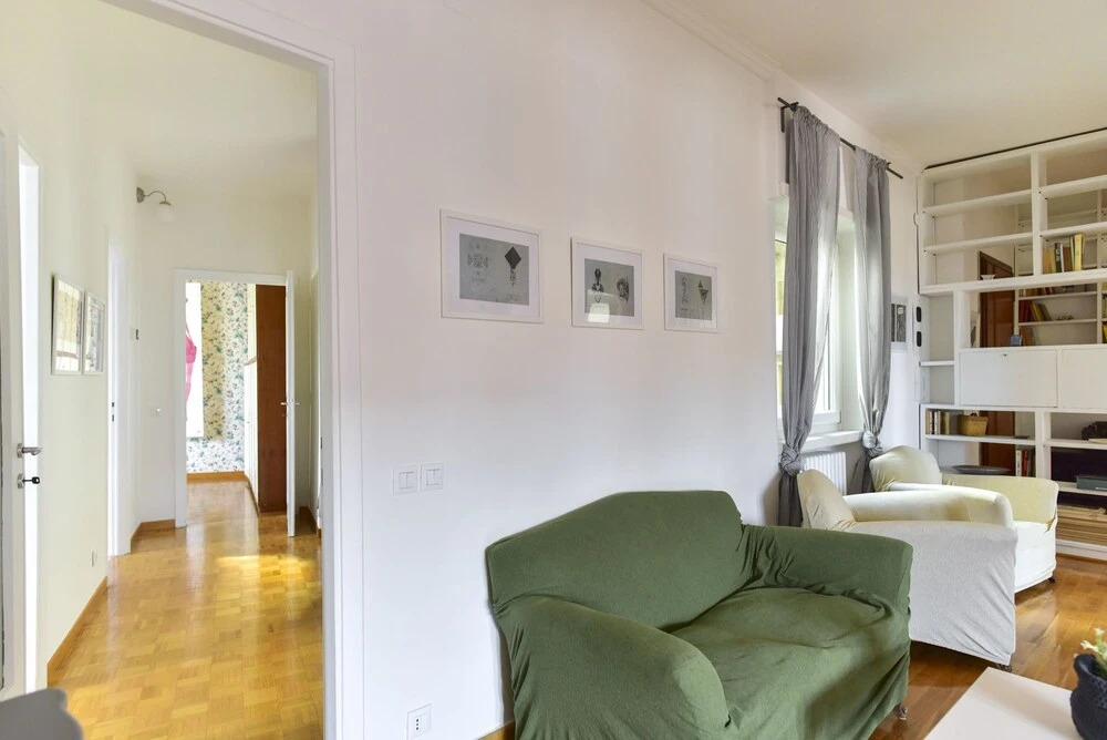 Bright Apartment with Terrace