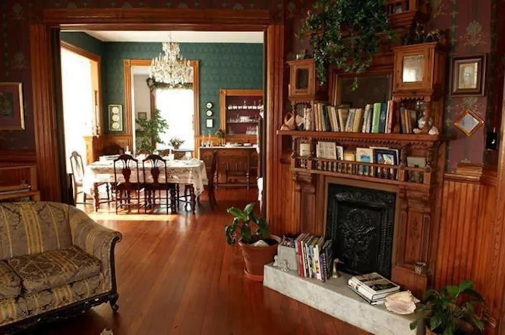 Pensacola Victorian Bed & Breakfast