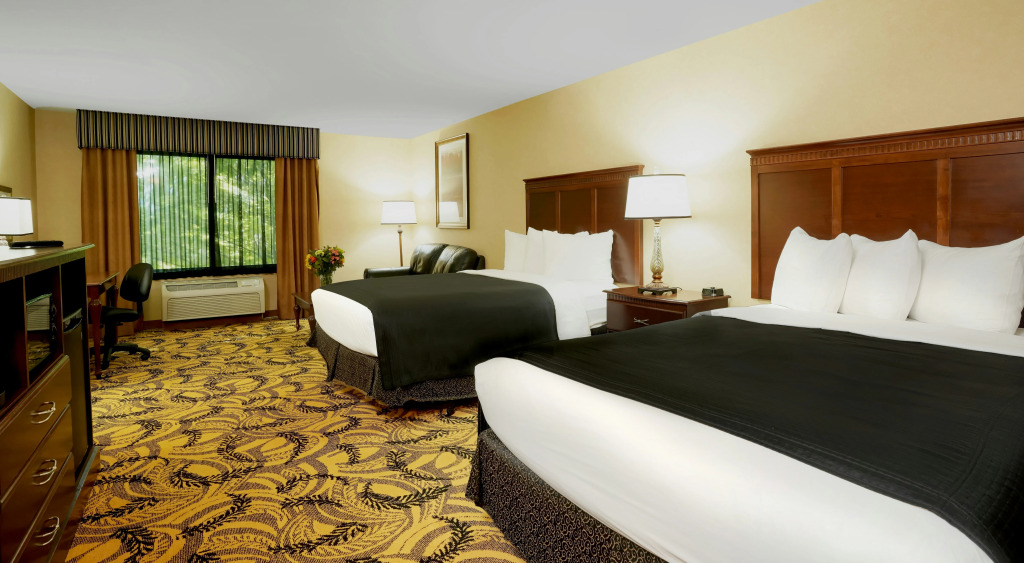 Grand Hotel at Bridgeport