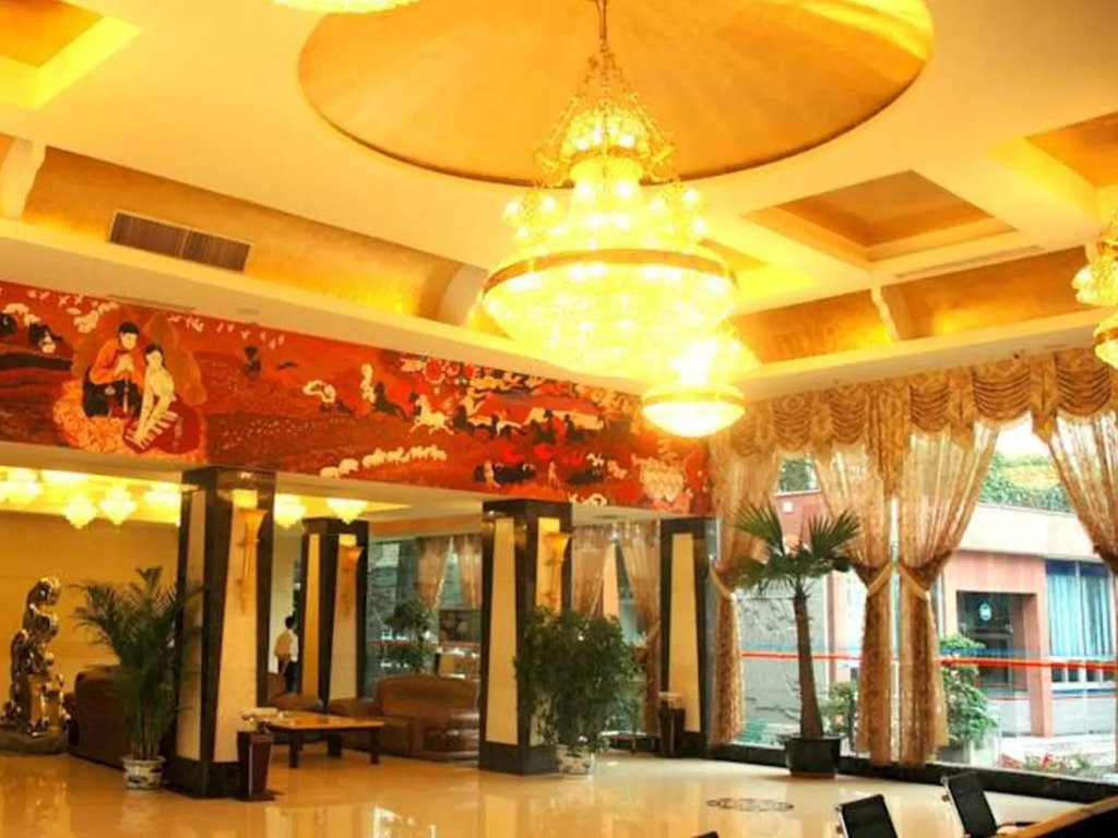 Chengdu Skylakes Hotel