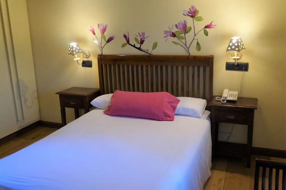 Hotel Rural Palacio Fernández Heres