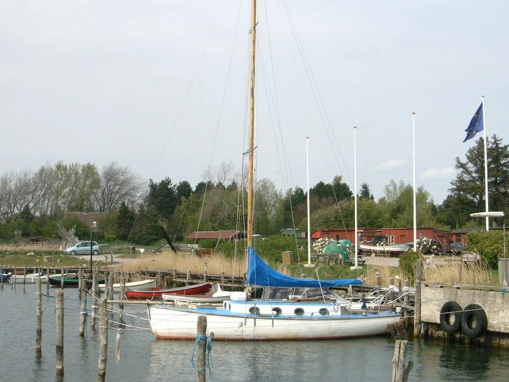 Seaside Holiday Home for 4 in Askeby