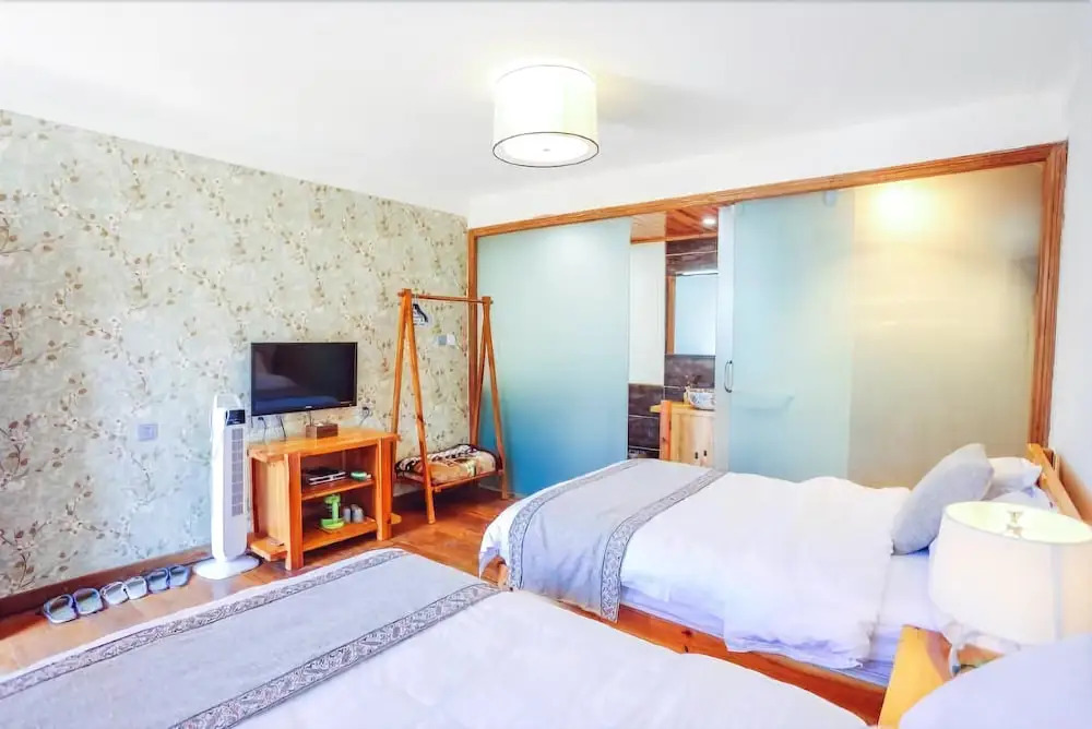 Cabin 7 Inn