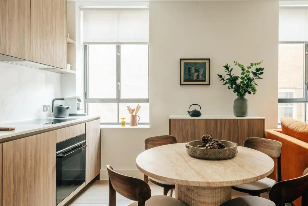 Claridge House by SLO