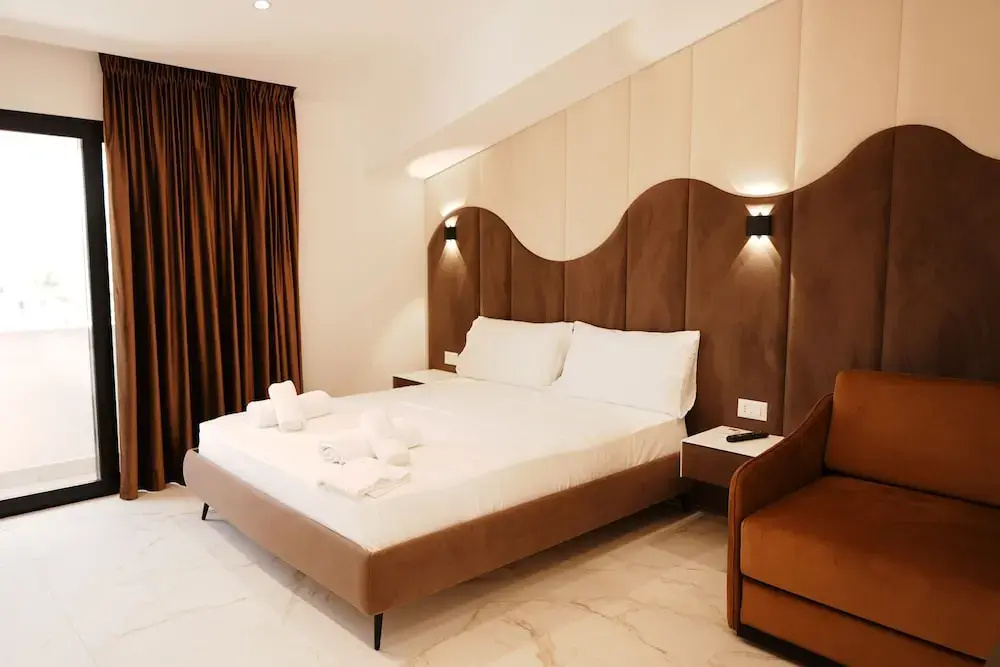 Villa AX Mirage