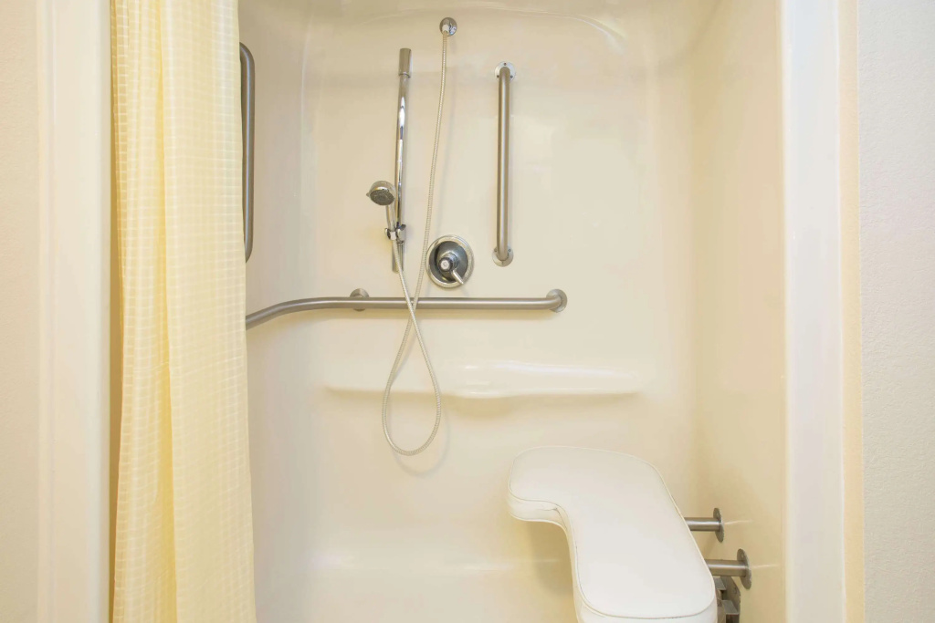 Travelodge by Wyndham Fort Myers Airport