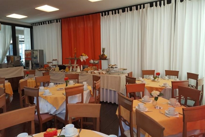 One Park Hotel