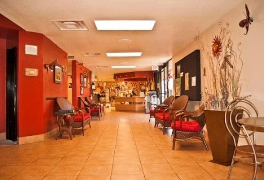 Voyager Resort Inn