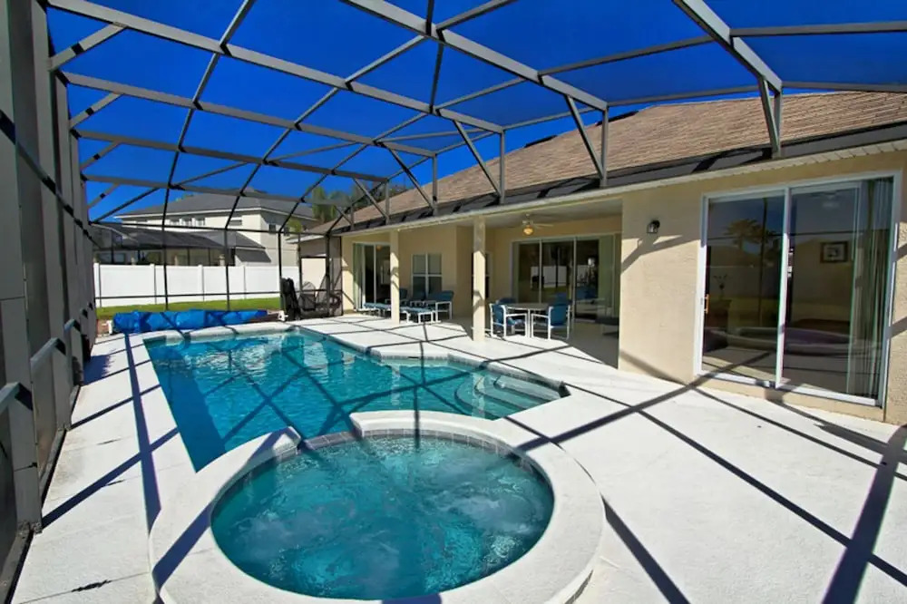 Charleston Manor by Florida Spirit